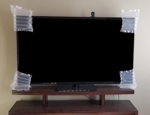 Large screen with corners